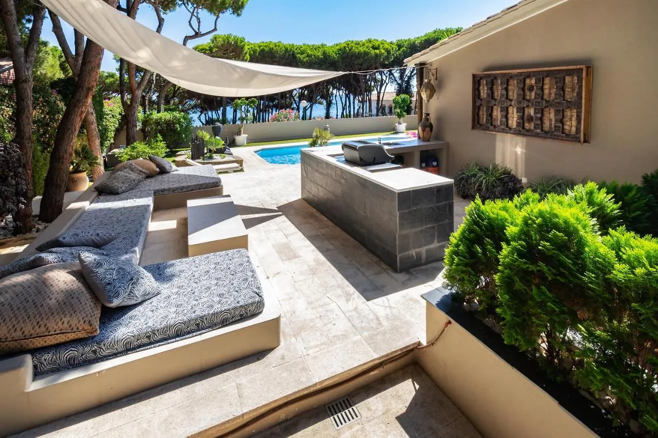 Villa In Puerto Cabopino Marbella Casa de Férias