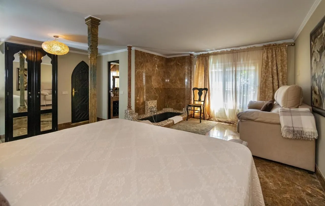 Villa In Puerto Cabopino Marbella 0*,